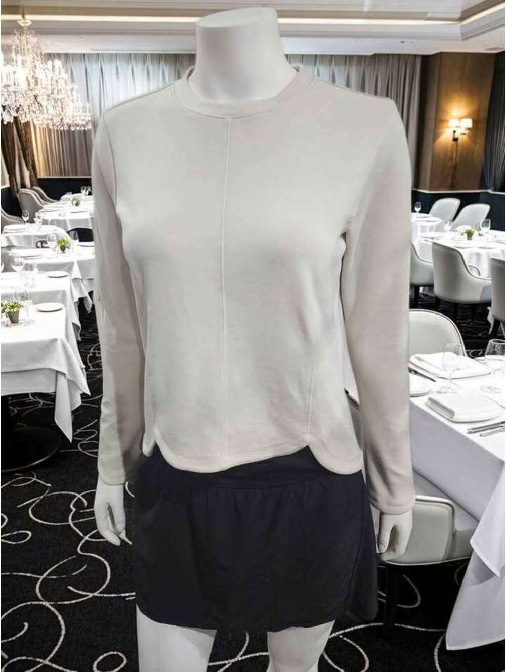 A. Putnam Cream Long Sleeve Top Size XS